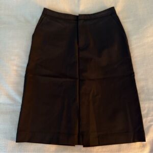 Black GAP Nylon/Spandex Pencil Skirt! Size 0 Great Condition!